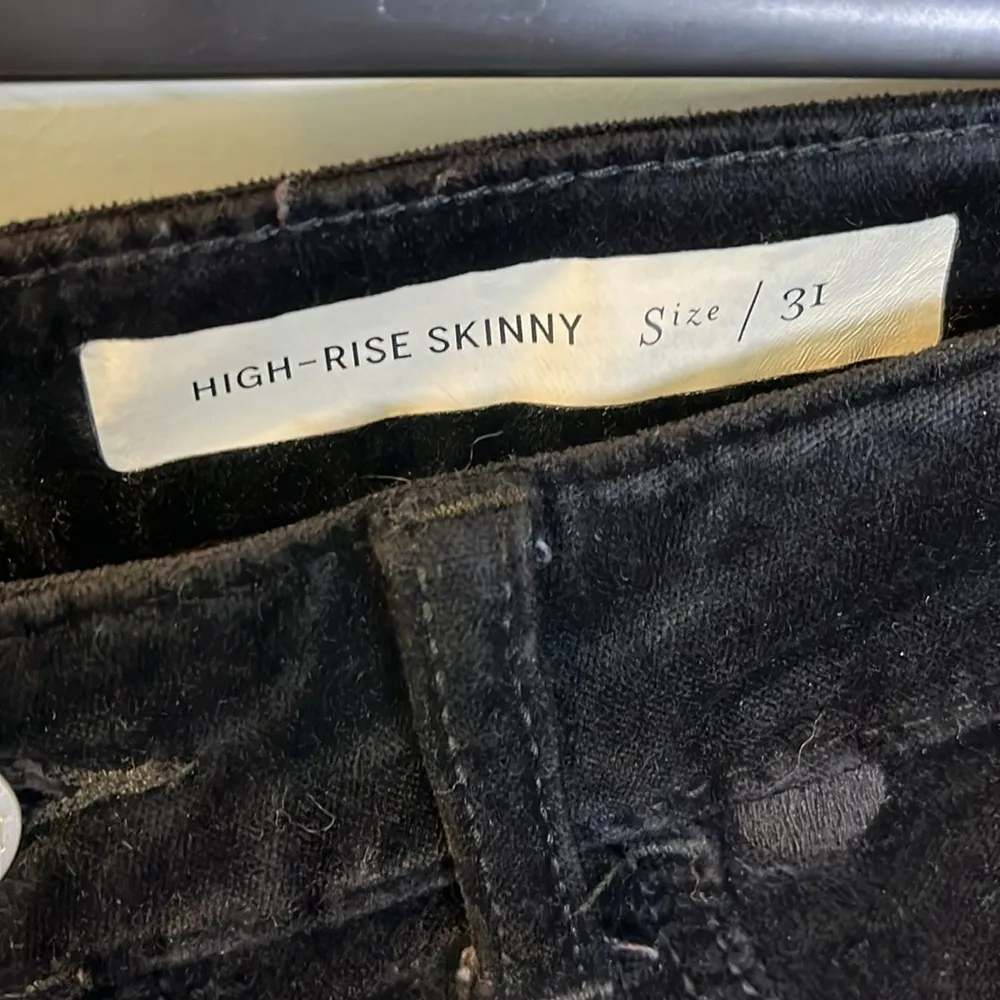 Pilcro  Mid-Rise velvet Embroidered Skinny Ankle Jeans 31 - Image 4