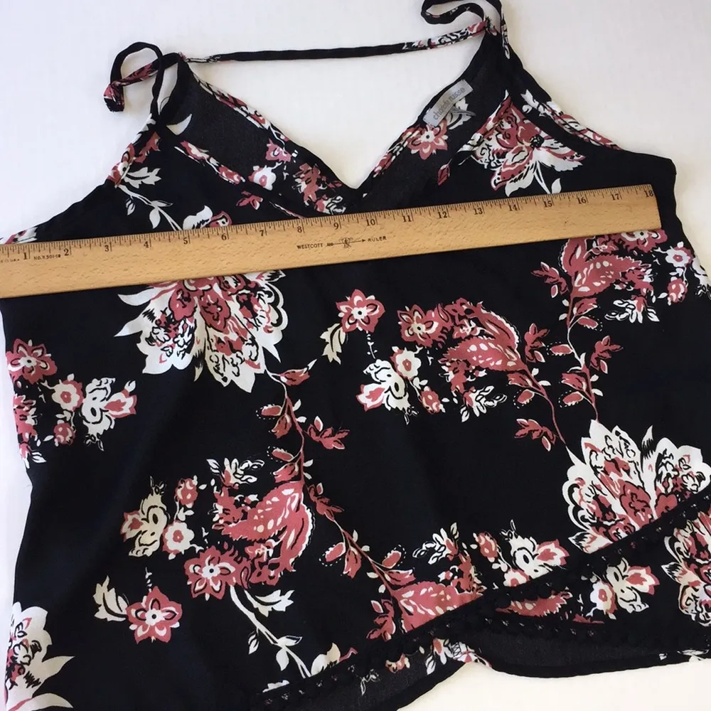 Charlotte Russe black floral tank with fun trim - Image 7