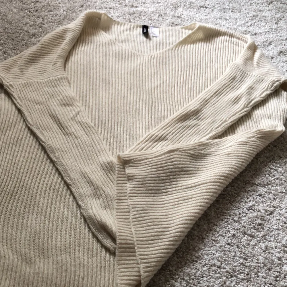 HM sweater top - Image 5