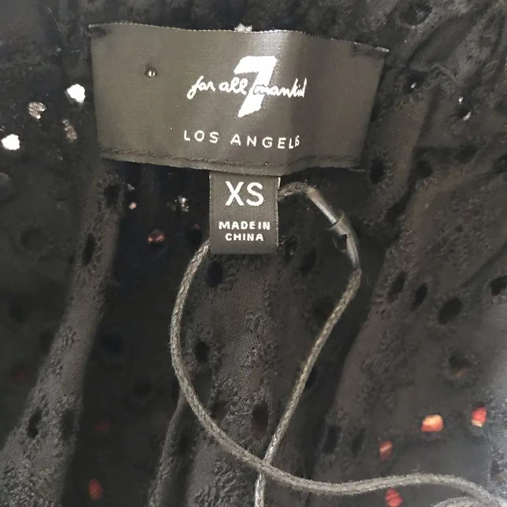 Eyelet Cutout Cotton Peplum Tank Top - Image 13