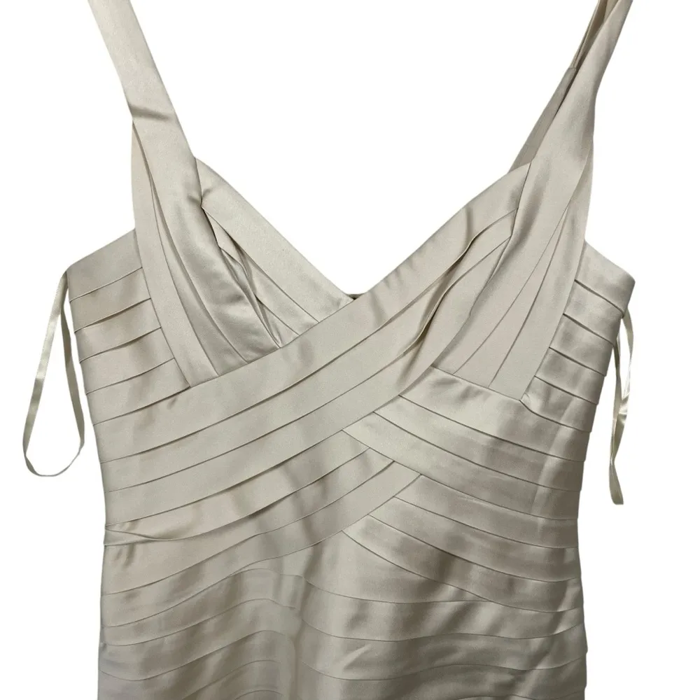 NWOT BCBG MaxAzria Satin Banded Mitzi Dress in Rose Whisper Ivory Size 10 - Image 6