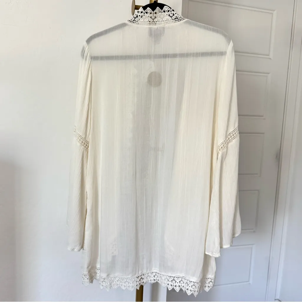 Women's‎ Boho Flowy Cream Crochet Lace Trim Bell Sleeve Kimono Duster Size Small - Image 11