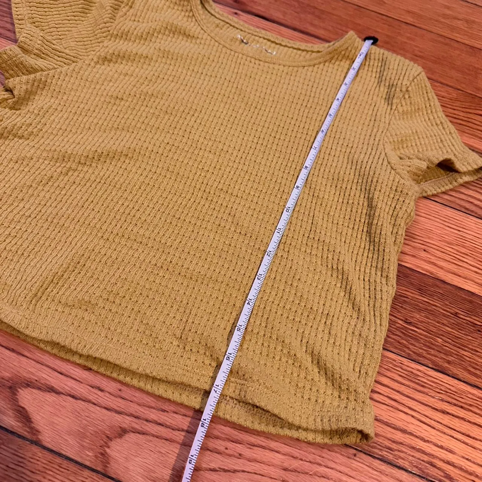 American eagle yellow waffle crop top - Image 5