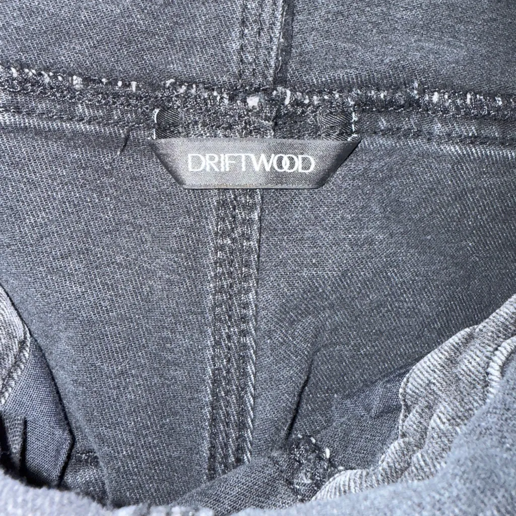 Driftwood Black Denim Shotralls with Floral Embroidery. Size XS - Image 10