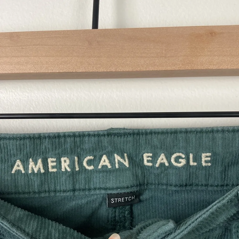 American Eagle Corduroy Mom Straight Jeans Green Women’s Size 10 Long Casual - Image 4
