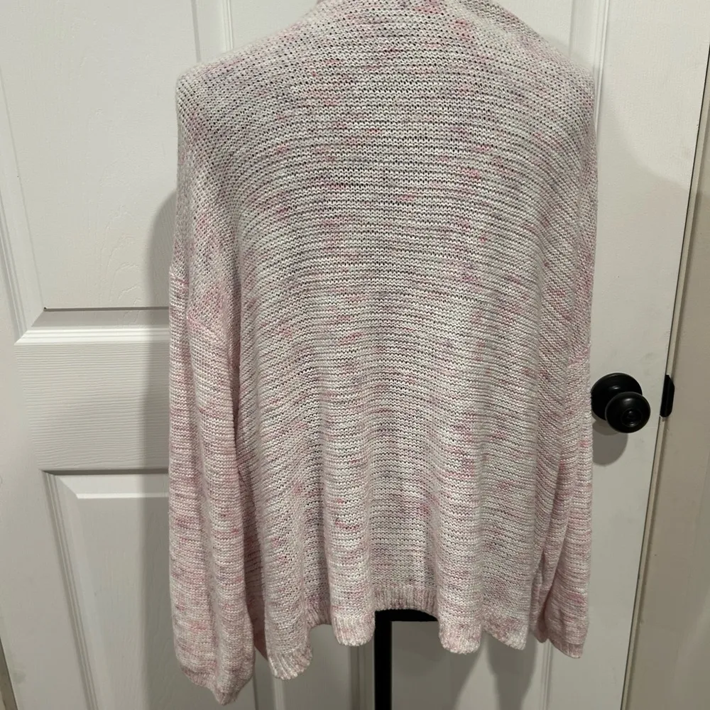 Medium Pink crochet Cardigan - Image 4