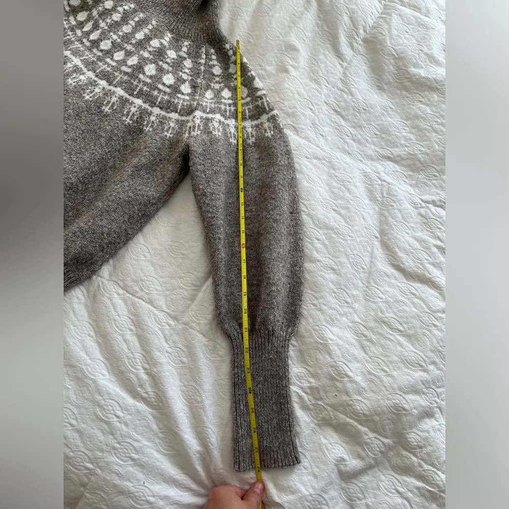 Gray Free Assembly winter sweater Size L - Image 14