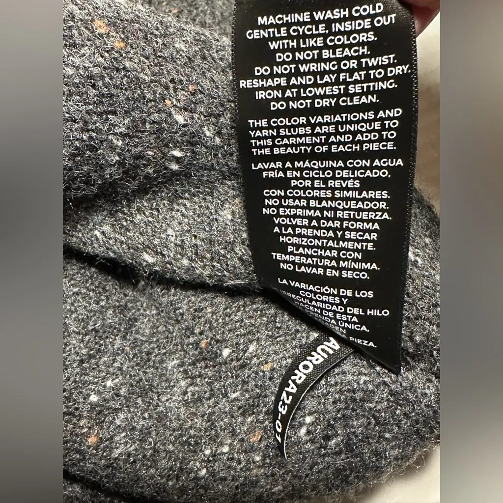 Well Worn Nep Yarn Sweater Women’s Size M Cozy Mock Neck Dark Gray Speckled - Image 8