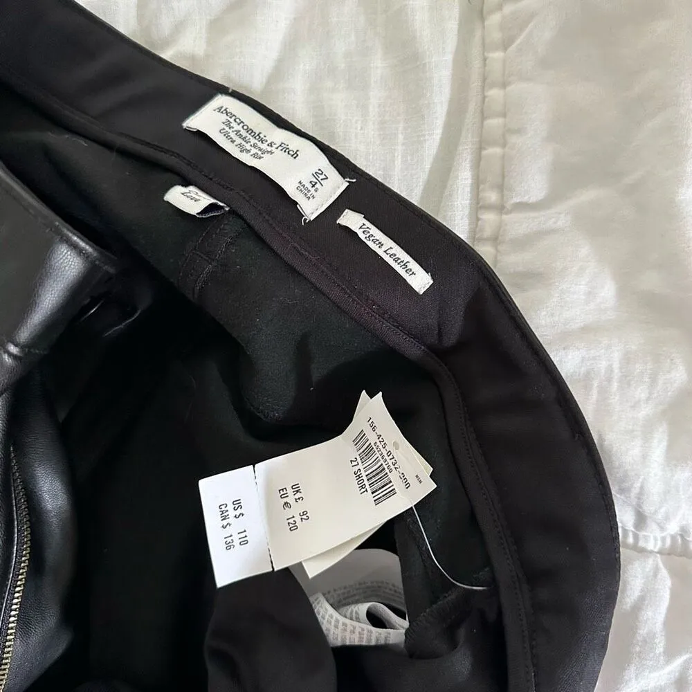 Abercrombie & Fitch Women’s 4 Short Black Faux Vegan Leather Curve Love Straight - Image 4