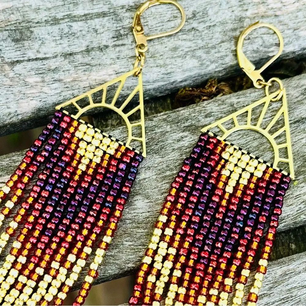 NWT Flaming Sun Horizontal Beaded gold Earring - Image 6