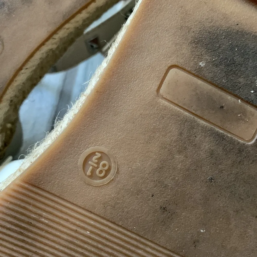 SheIn  cream sandals - Image 8