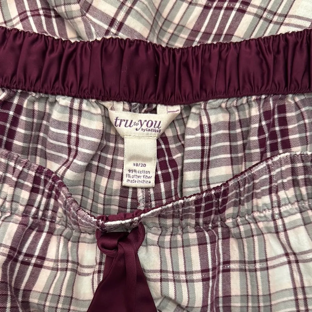 Plaid Pajama Pants with Burgundy Accents Red Size undefined - Image 7
