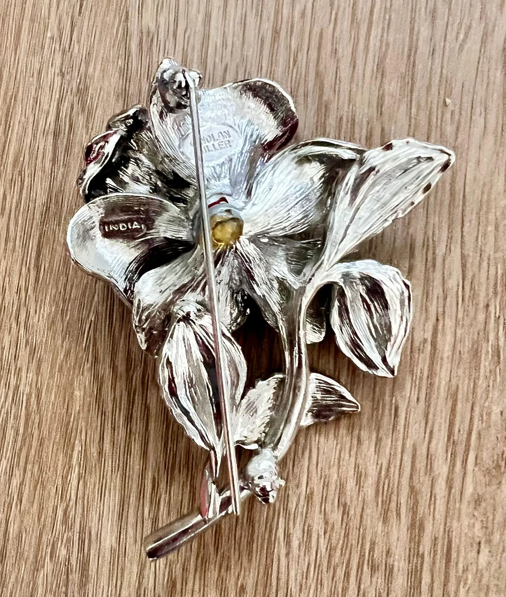 Vtg  FIRST LADY Nancy Reagan Red Rhinestone Enamel ROSE Brooch Pin - Image 4