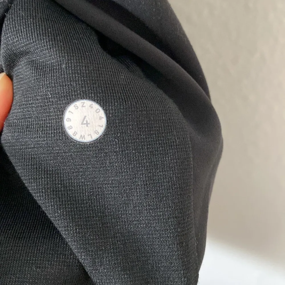 Lululemon 4 Off The Court Dress in Black - Image 8