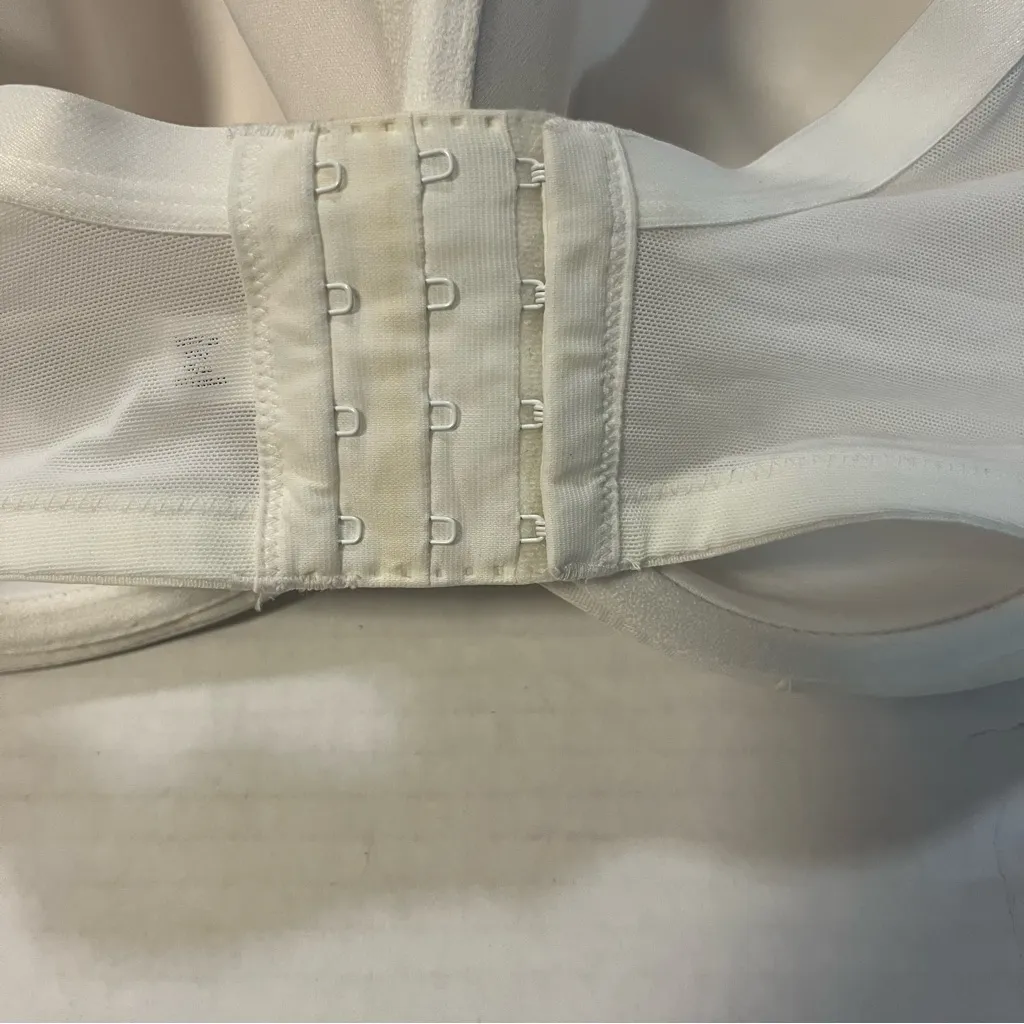 Cacique Bra Creamy White Smooth Lightly Lined Balconette Bra Sz 38H NWT - Image 10
