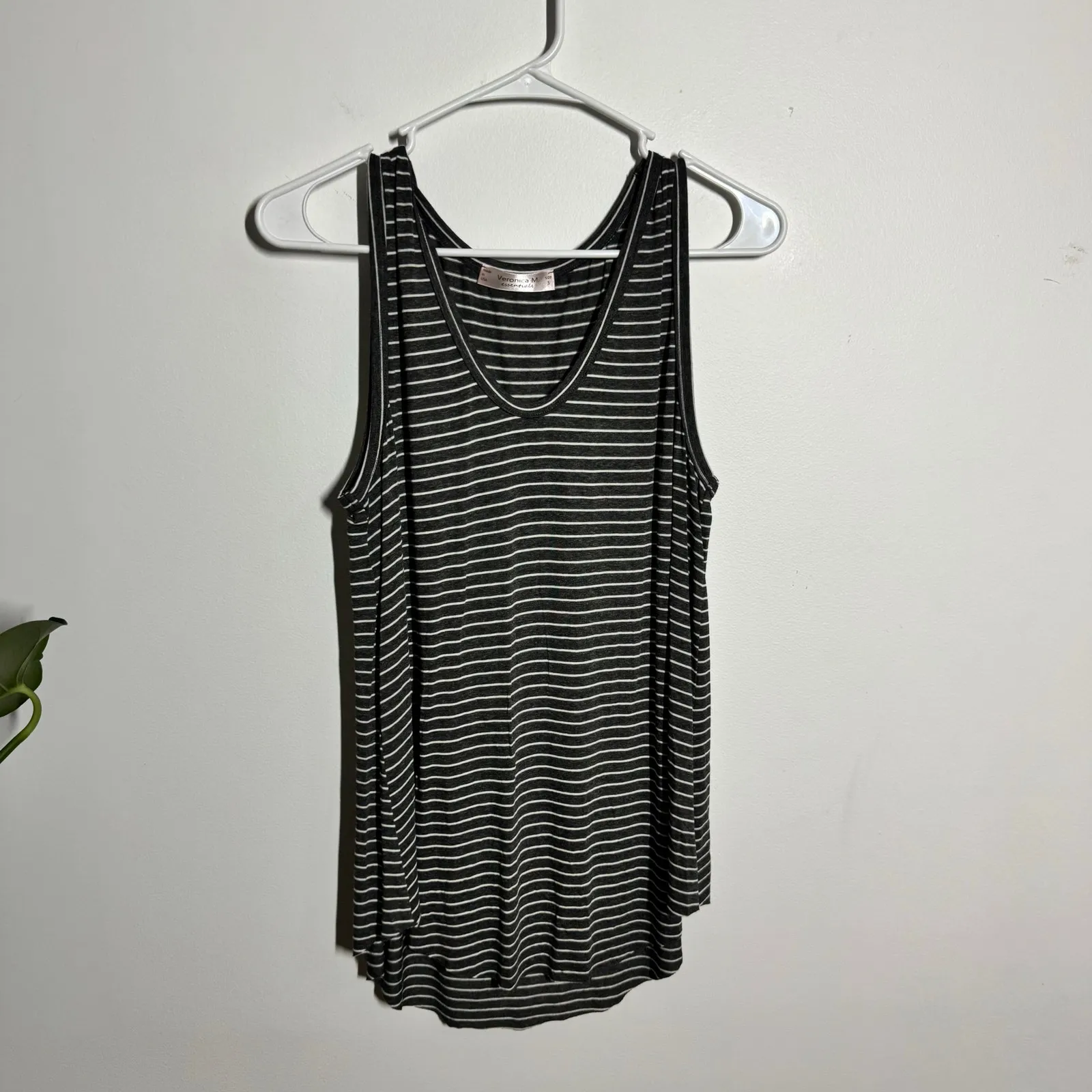 Veronica M Wrinkle Resistant Stripe Lot of 2 Tank Shirts Women S Minimal Casual White - Image 3