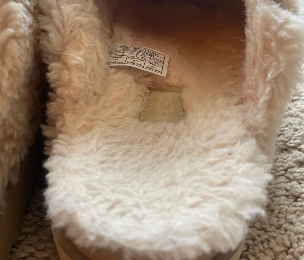 UGG Slippers - Image 6