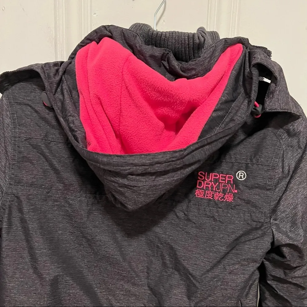 Superdry Grey Pink Pop Zip Hooded Arctic SD-Windcheater Jacket XSMALL EUC - Image 8