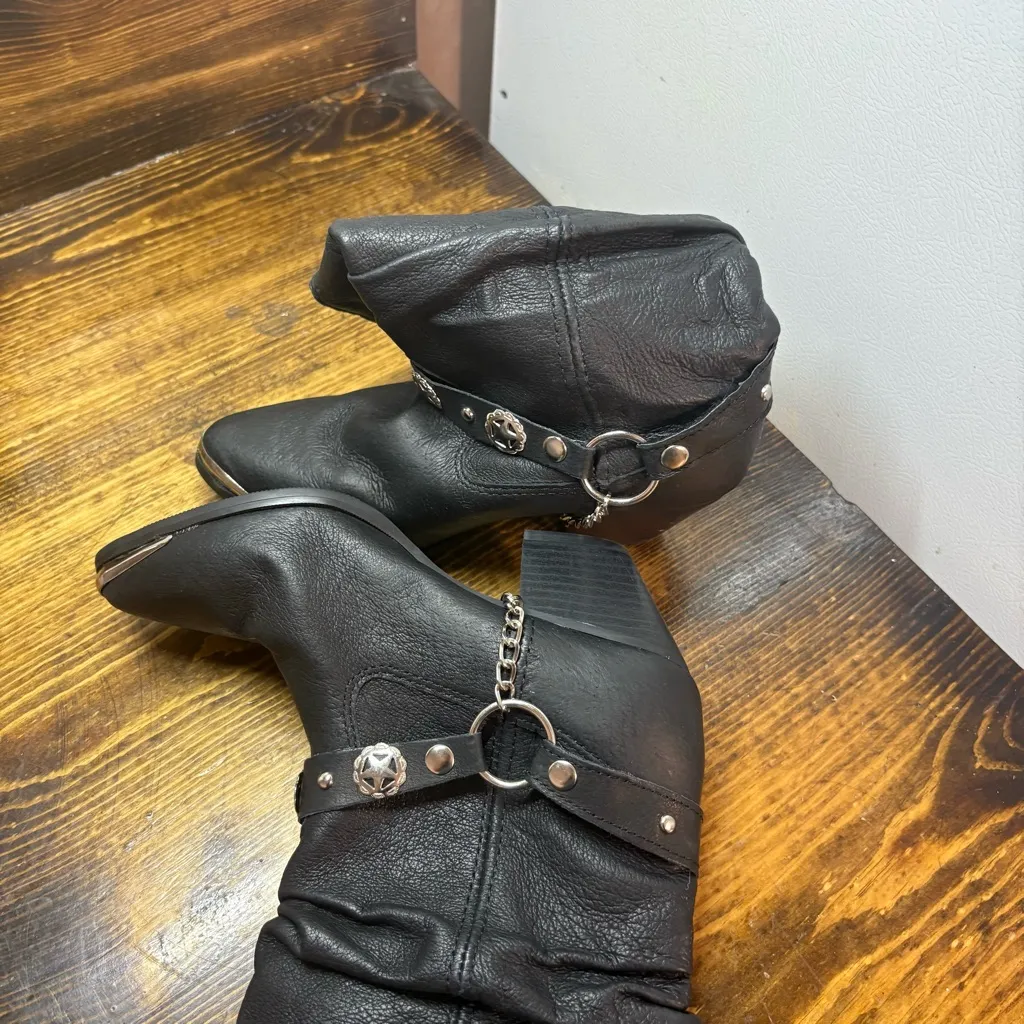 Dingo  Black Slouchy Western Boots‎ Size 5 - Image 4