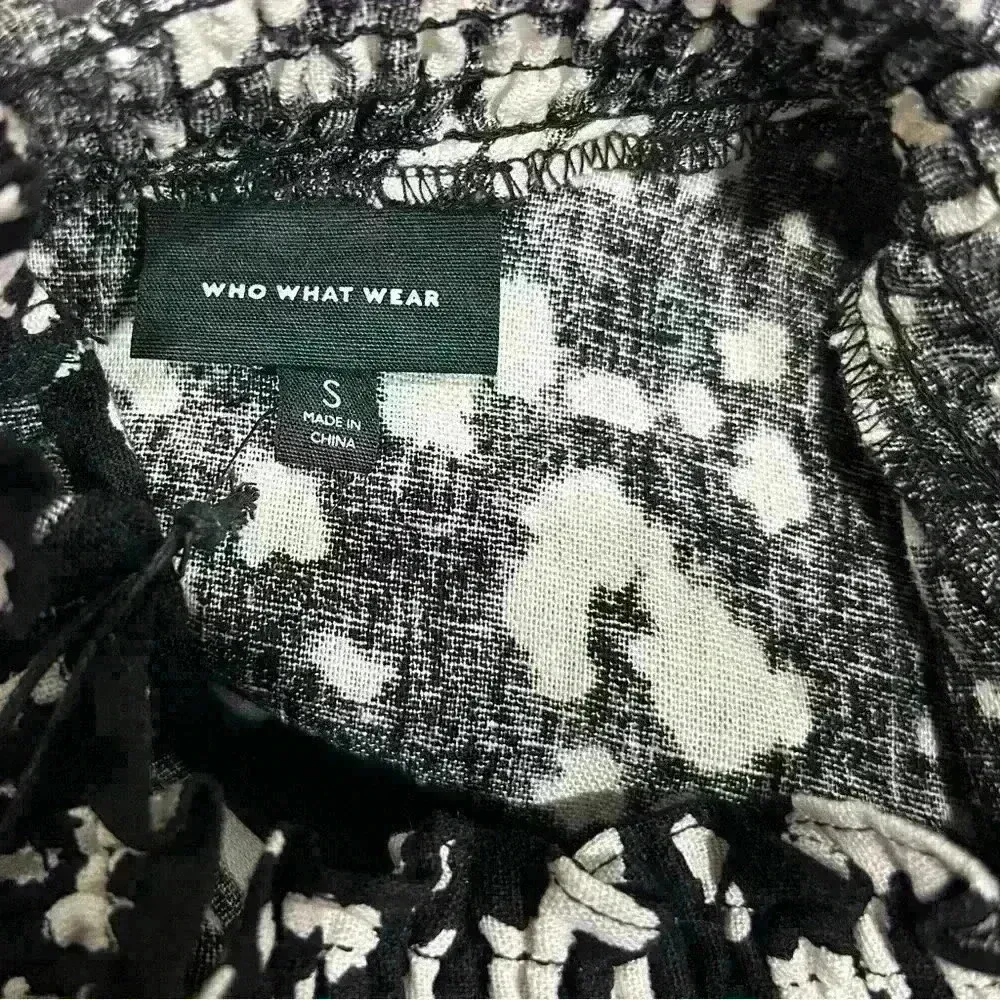 NWT Who What Wear Ruffle High Neck Short Sleeve Black White Shift Dress Size S - Image 9