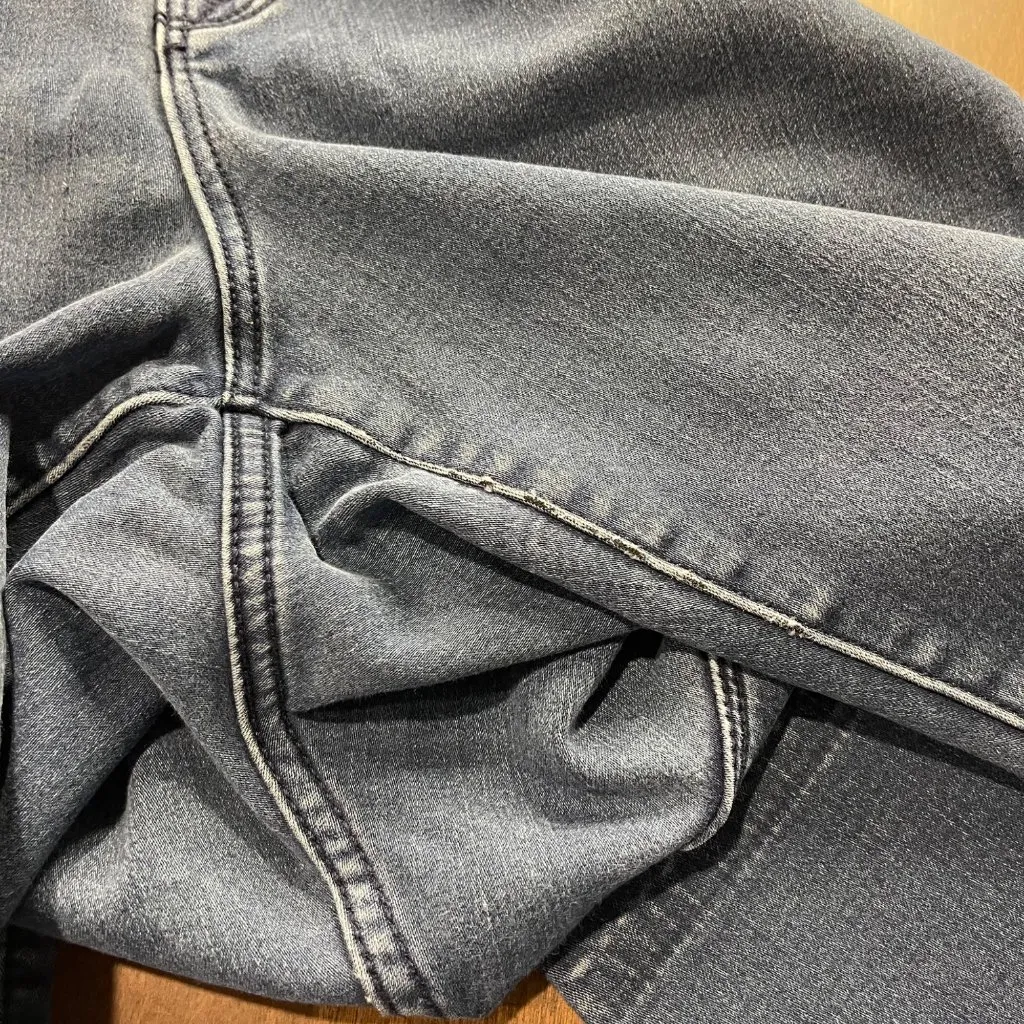 Old Navy Rockstar‎ Super Skinny Jeans Women's Size 12 Raw Hem Built In Warm Blue - Image 8