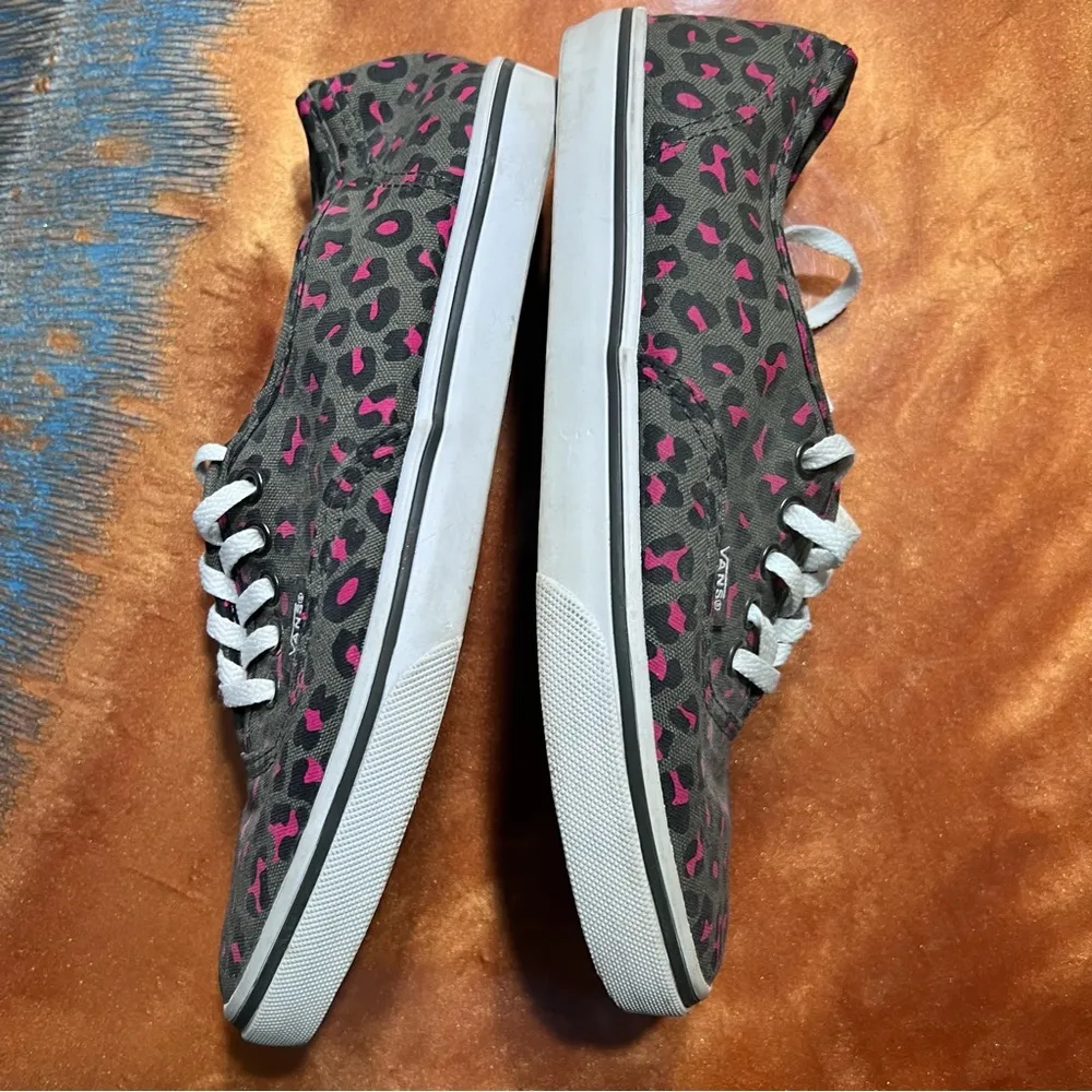 VANS Authentic Canvas Skate Shoes cheetah pink gray - Image 4