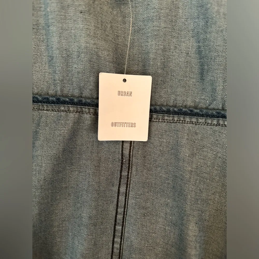 Urban Outfitters Silence + Noise Kirra Swing Chambray Trench Coat Sz Medium NWT - Image 15