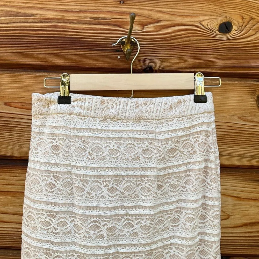 NWT Ivory Lace Stretch Skirt - Image 8