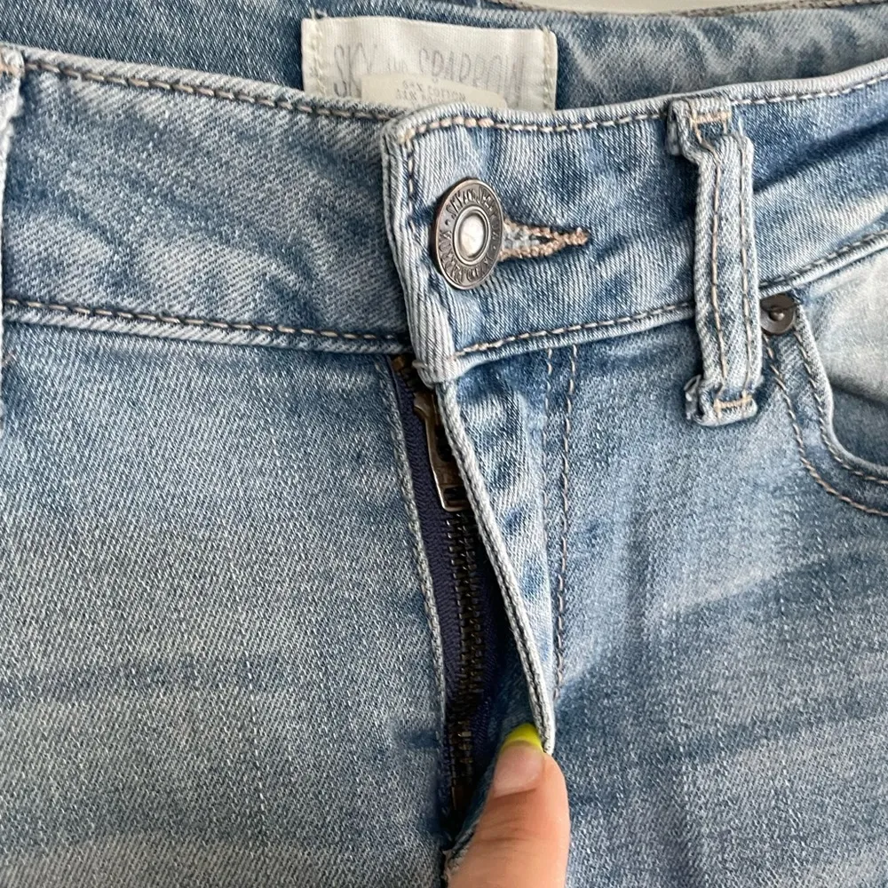 Sky and Sparrow Light Blue Denim Jeans - Image 2