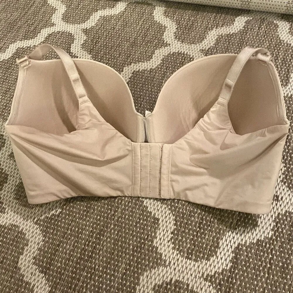 Torrid bra size 42G - Image 2