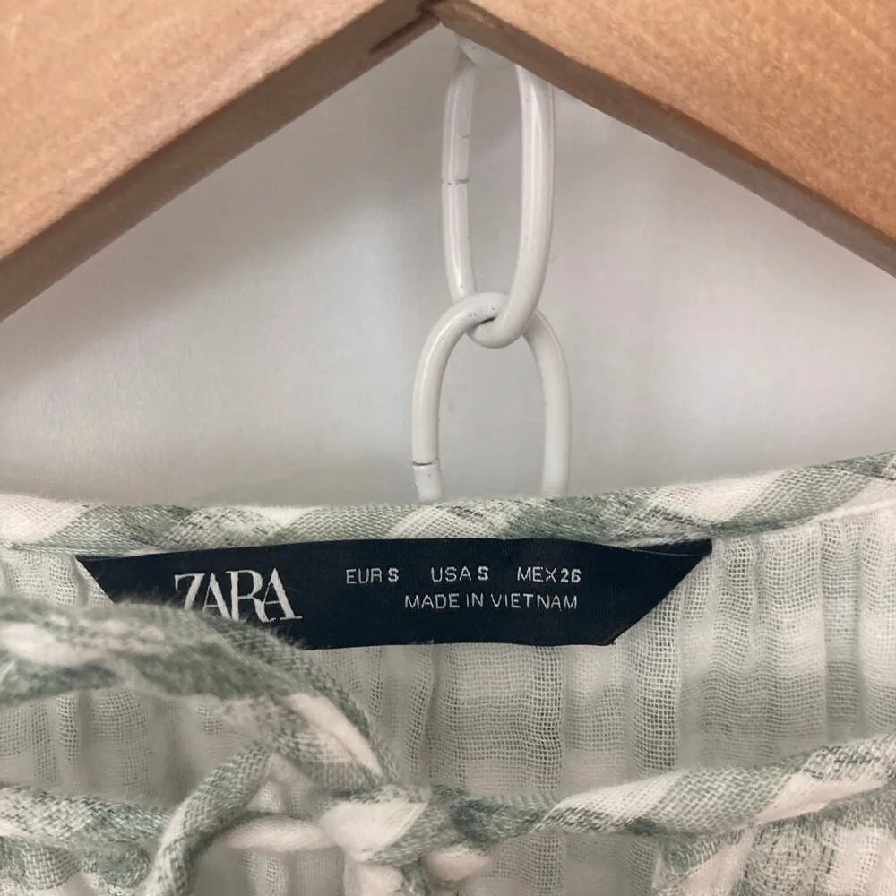 Zara Green White Gingham Plaid Long Elastic Sleeve Front Key Hole Tie Blouse Top - Image 6