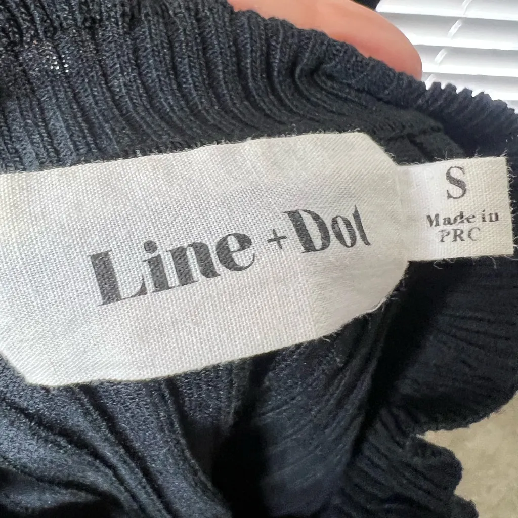 LINE + DOT sweater black ruffle trim small - Image 11