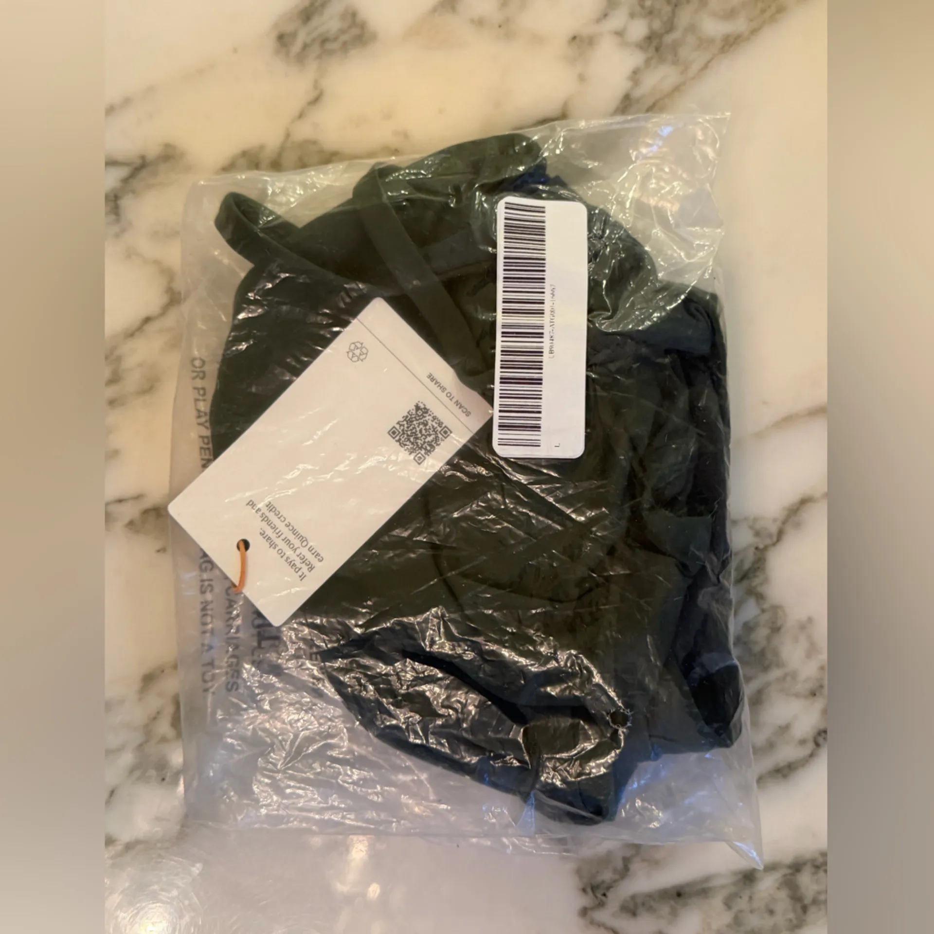 NWT Quince Olive Green Italian v-neck bikini top Sz L - Image 9