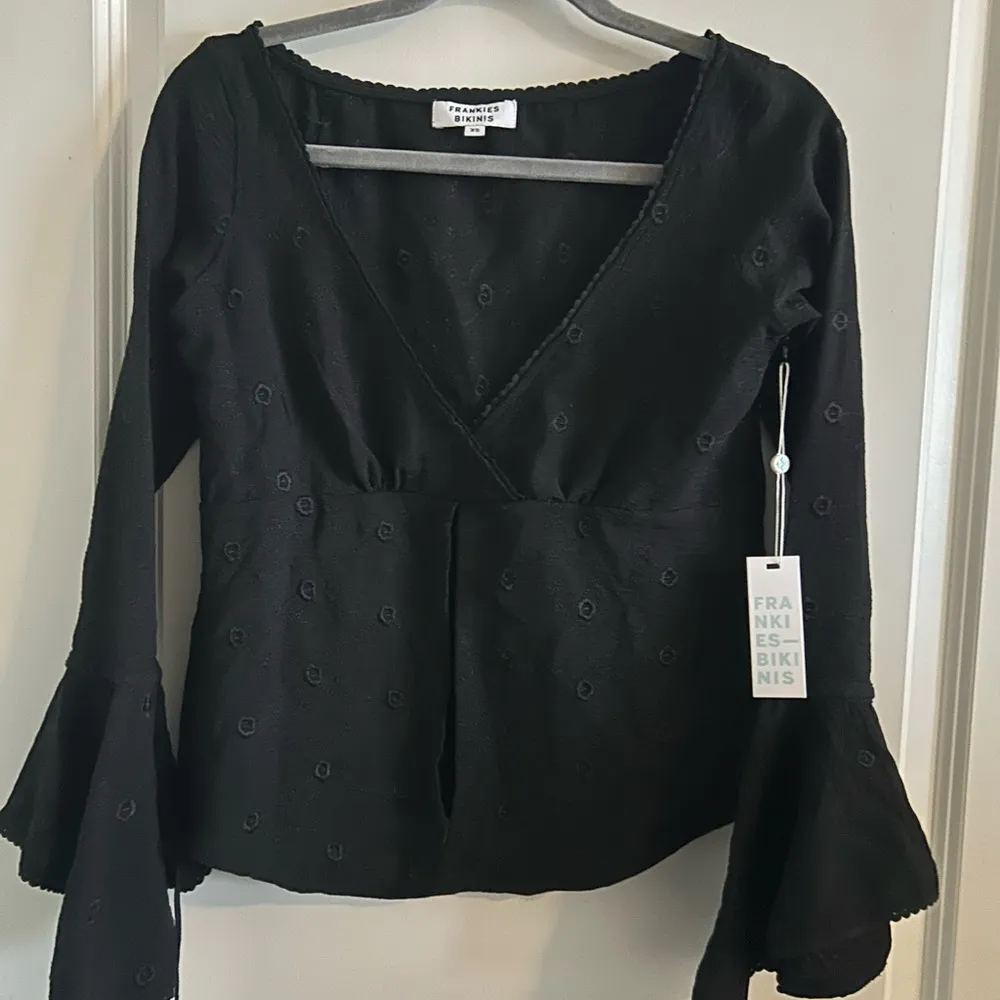 Frankies Bikini Anabelle Eyelet Long Sleeve Shirt Size XS - Image 3