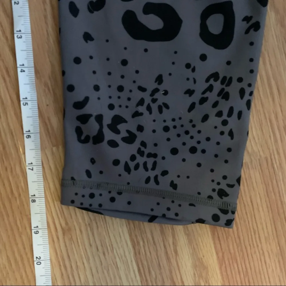 Adidas 'Climalite Capri Pants Black Gray Waistband Womens Size S Small Cheetah - Image 7