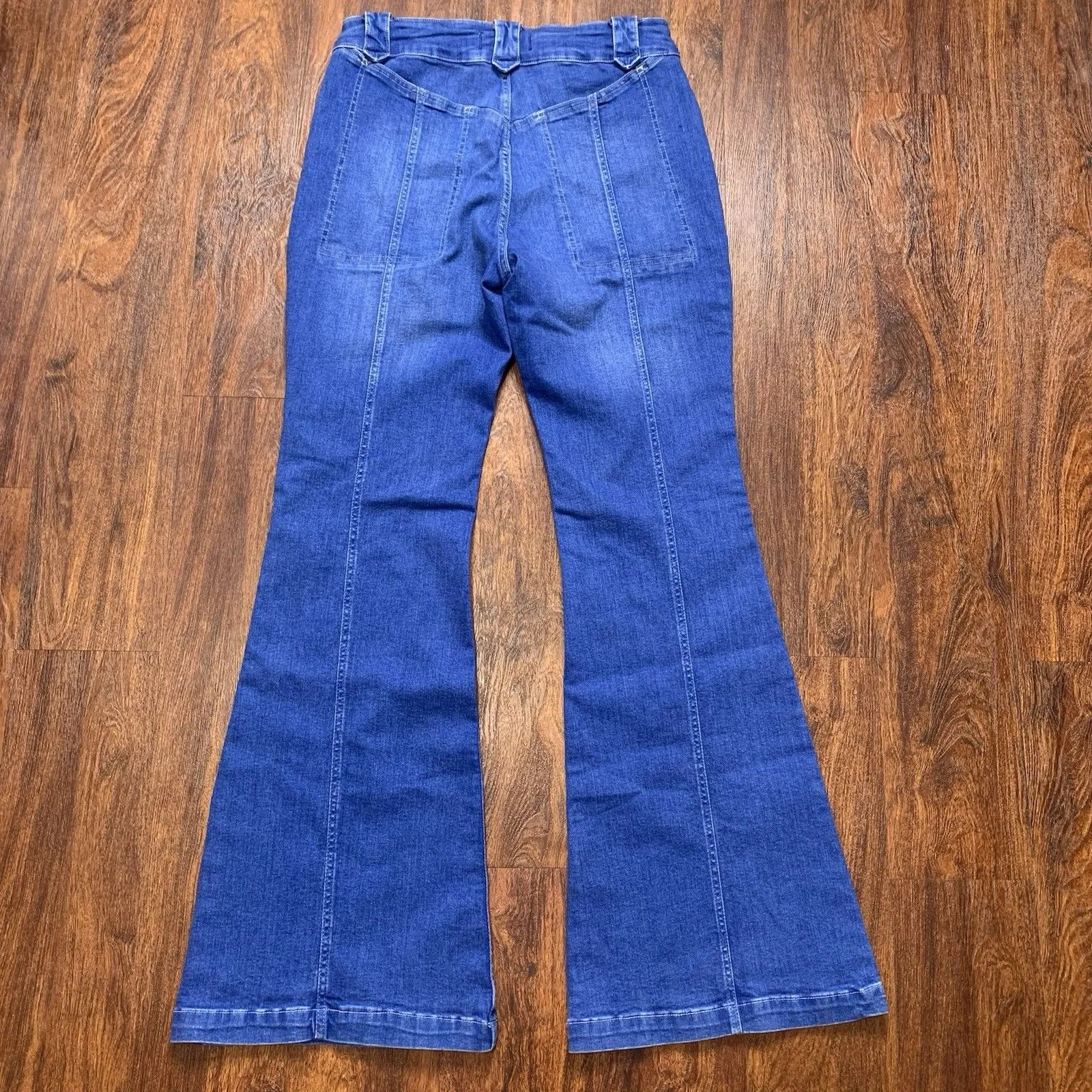 We The Free People Jeans Layla Electron Blue Flare Bell Bottom Sz 31 Hi Rise - Image 7