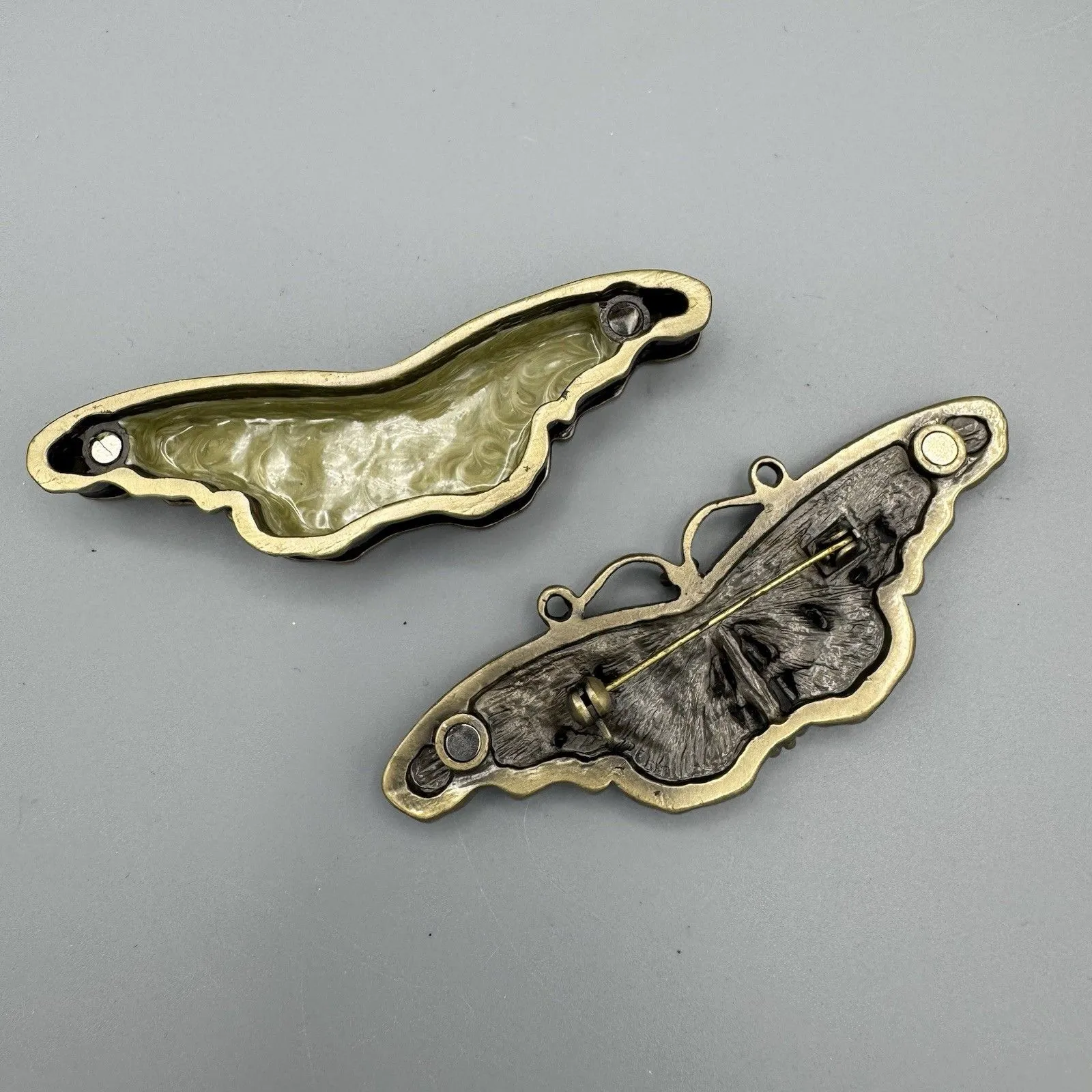 Butterfly Trinket Box Brooch Pin Metal Jeweled Magnetic Enameled Rhinestone READ Purple Size 0 - Image 3