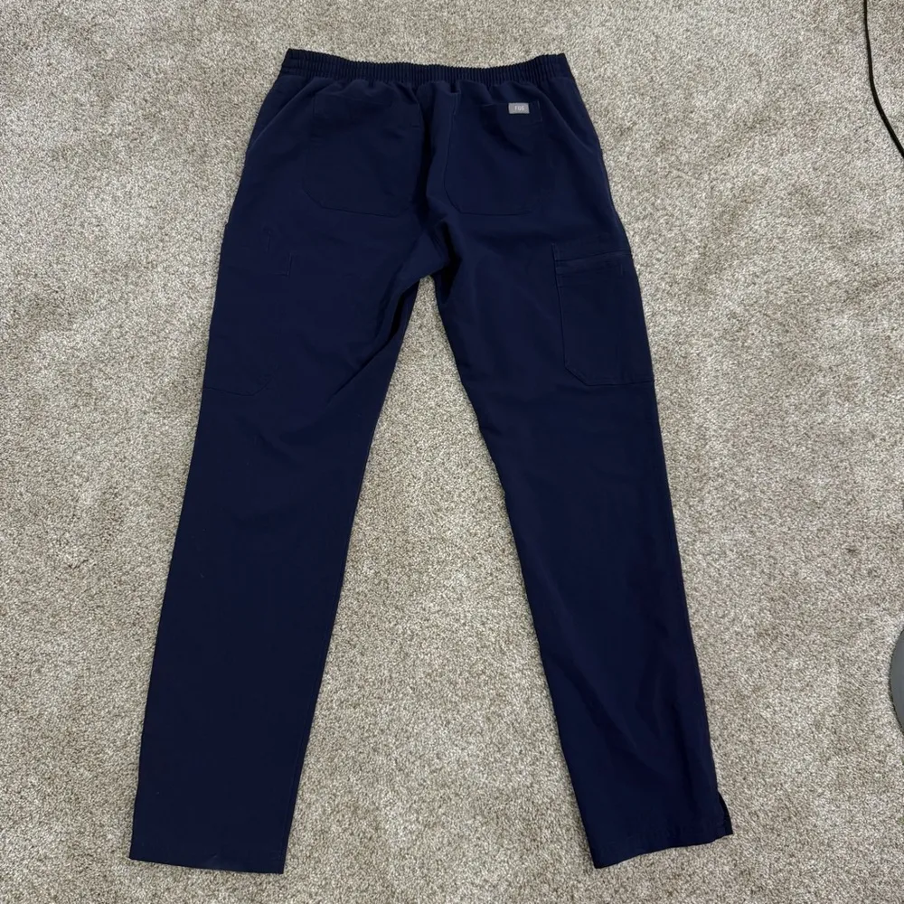 Figs Yola Skinny Scub Pant Navy - Image 3