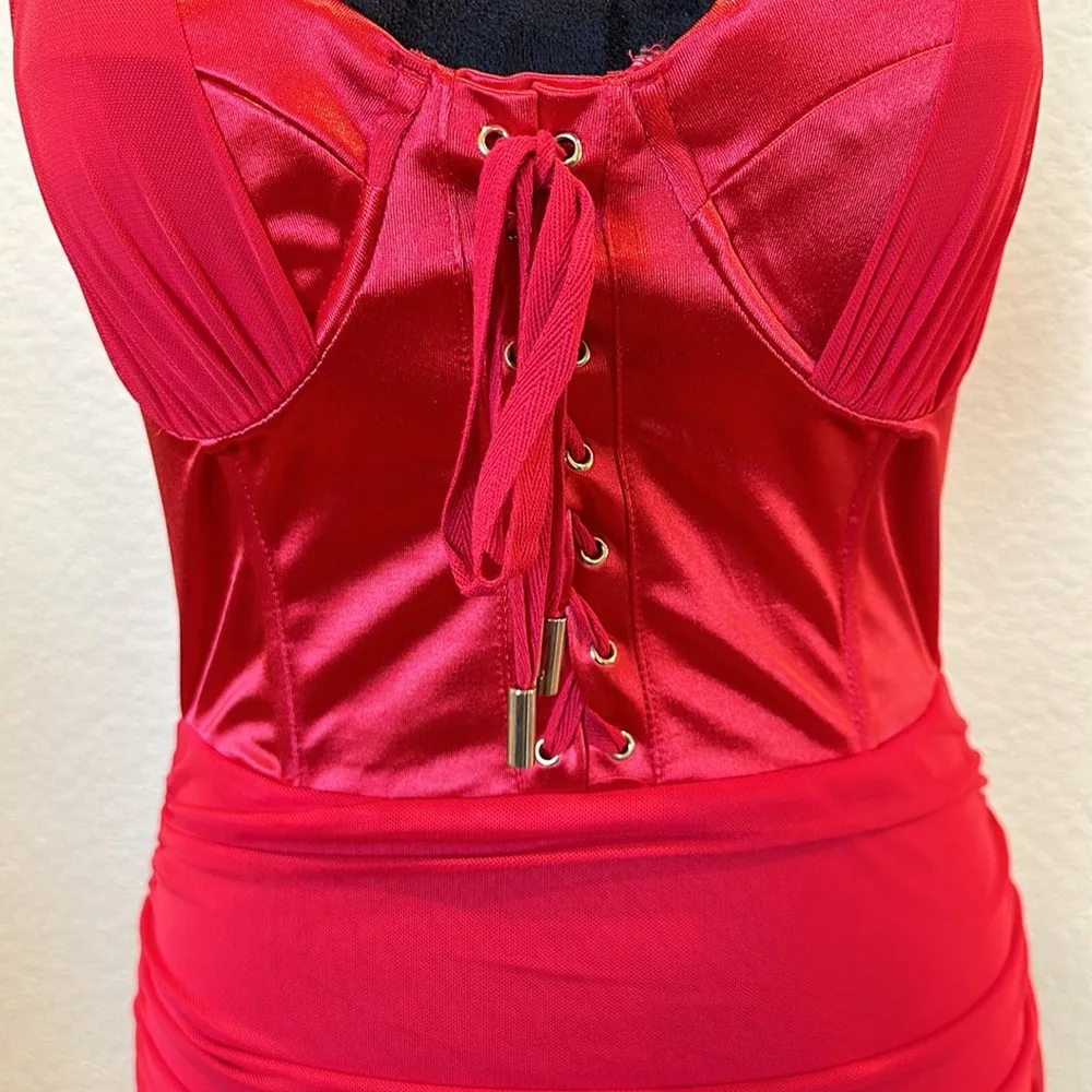 NWT Bodycon Red halter top corset dress Size M - Image 4