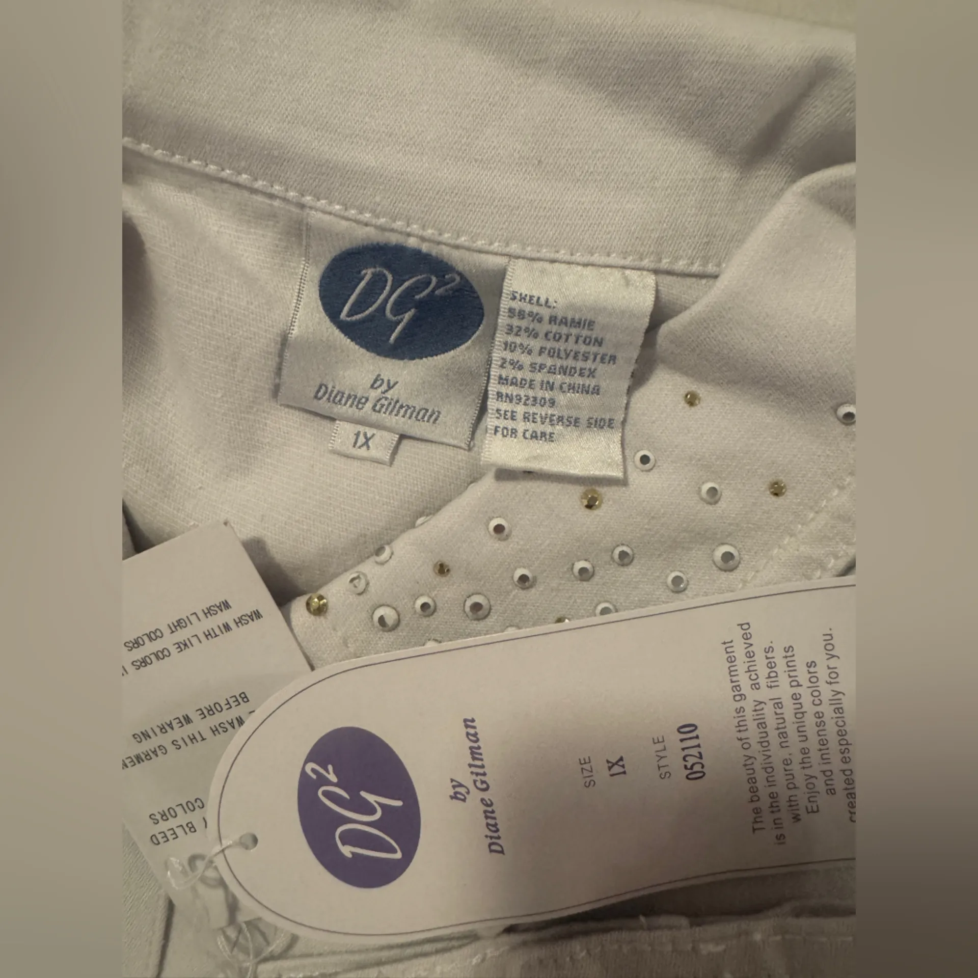 NWT Diana Gilman White Studded Women's Jacket - Image 4