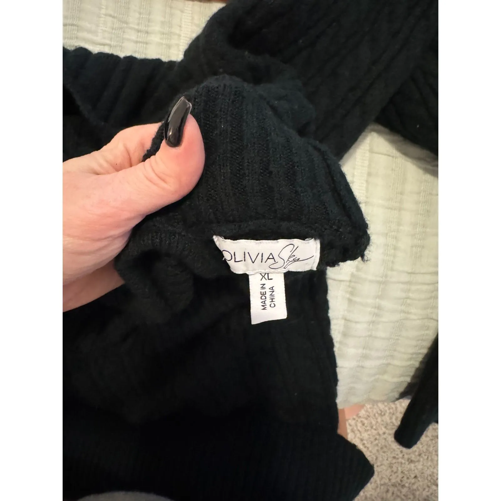 Dark Green Sweater - Image 5