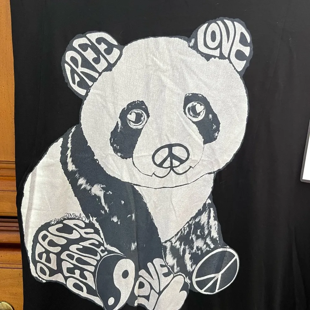 Very rare! NWT Lauren Moshi peace panda top! - Image 2