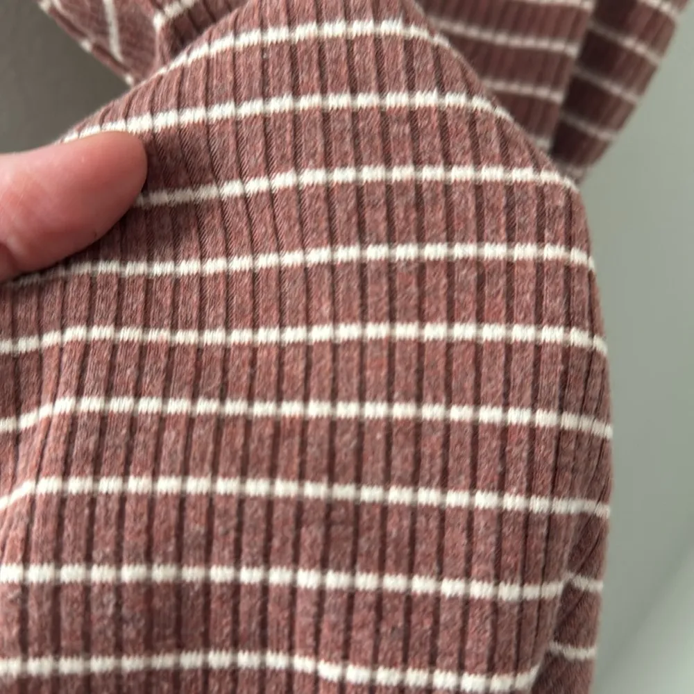 Le Lis Ribbed Ruffle Bodysuit Tank Top | Size Small - Image 3