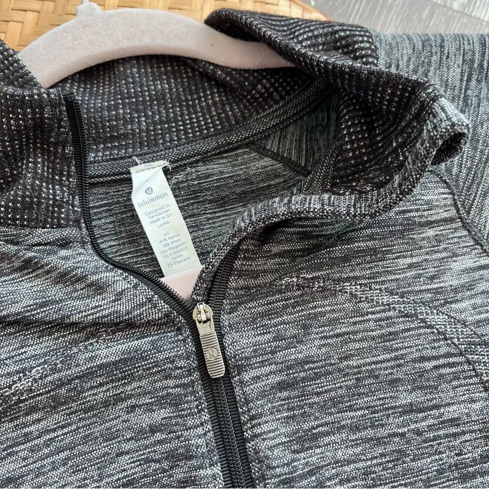 Lululemon swiftly tech wool 1/2 zip‎ pullover women’s size 8 - Image 7