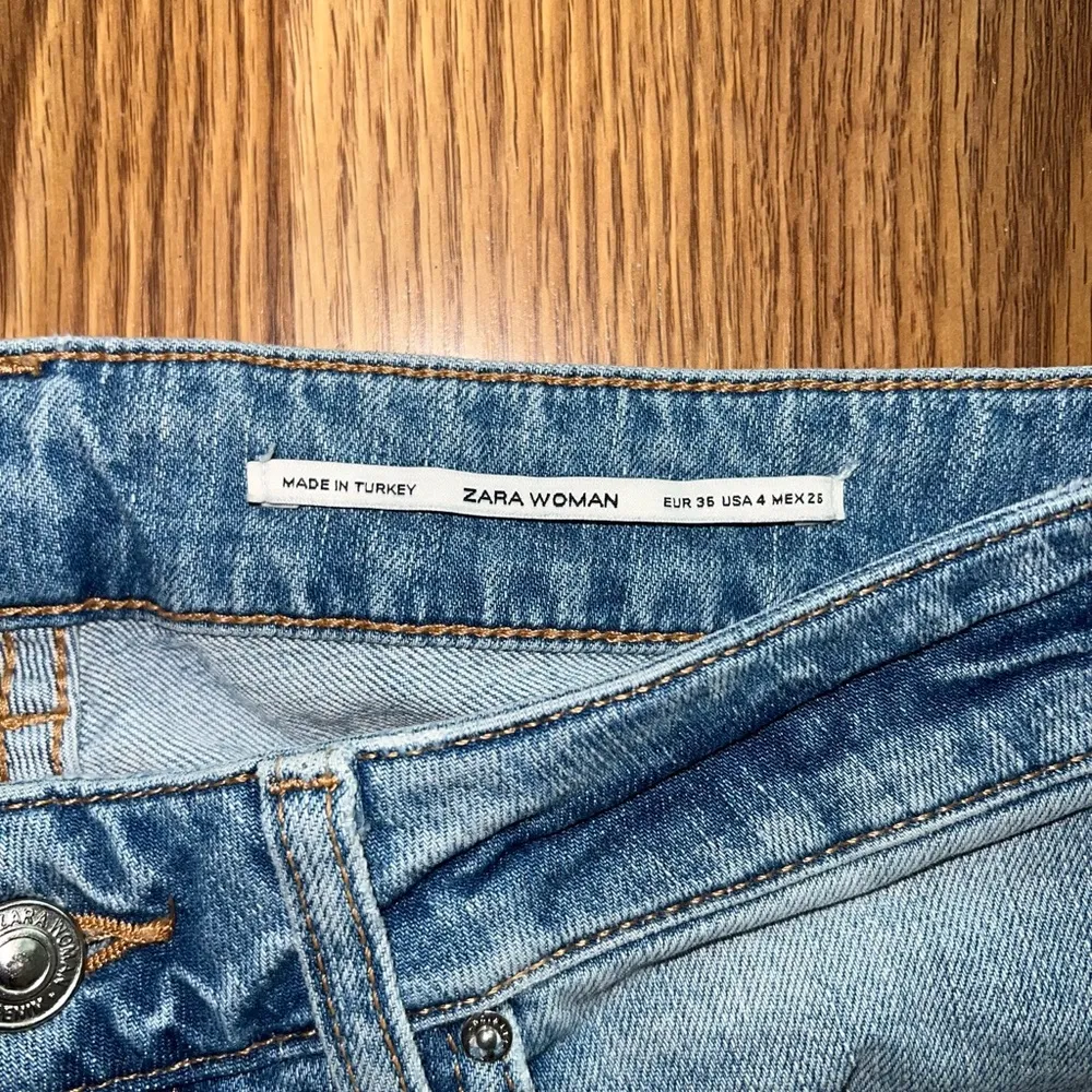 Super Cool Zara Ripped Ankle Jean! - Image 4