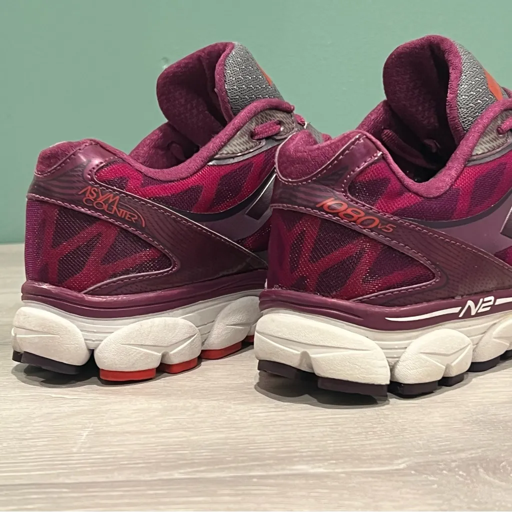 New Balance Women's Gray Plum 1080 v5 Athletic Running Shoes - Image 4