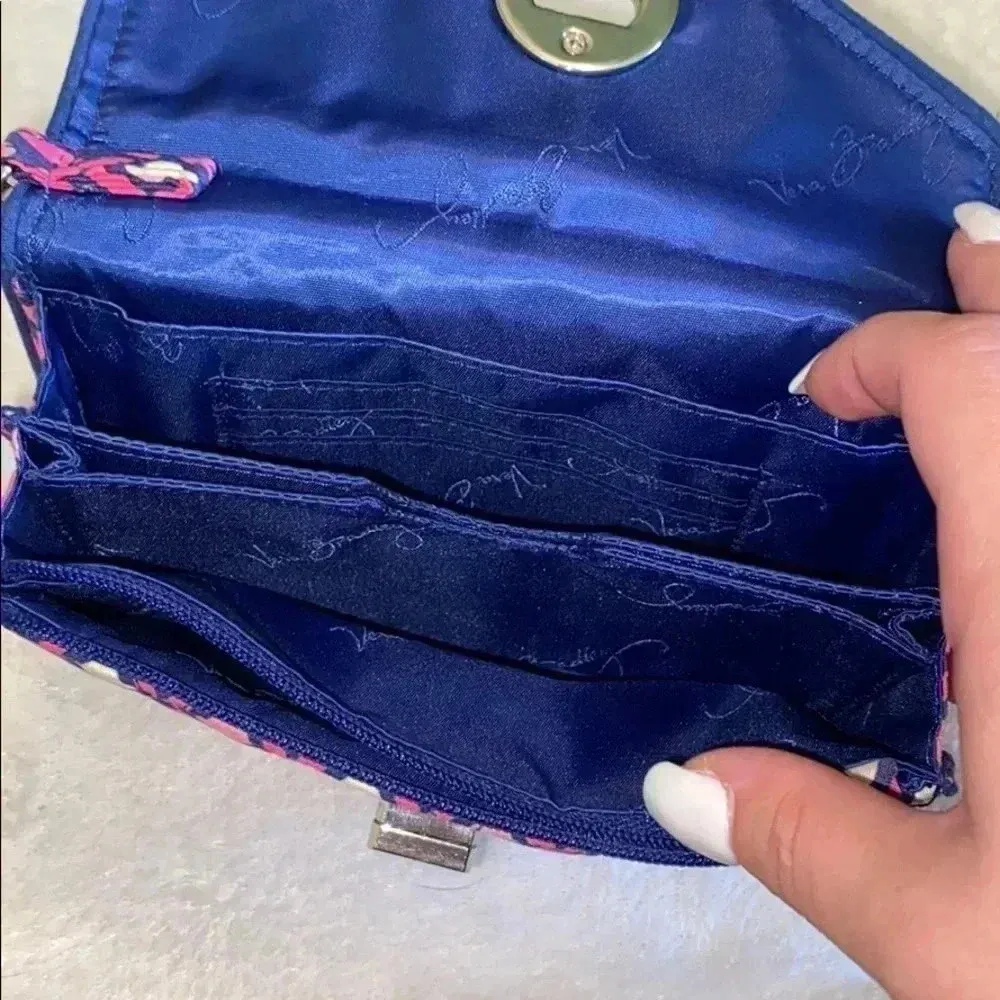 Vera Bradley Wristlet - Image 4