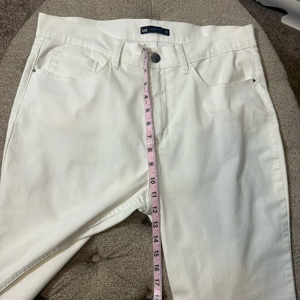 Lee‎ Easy Fit Cropped Jeans - Image 10
