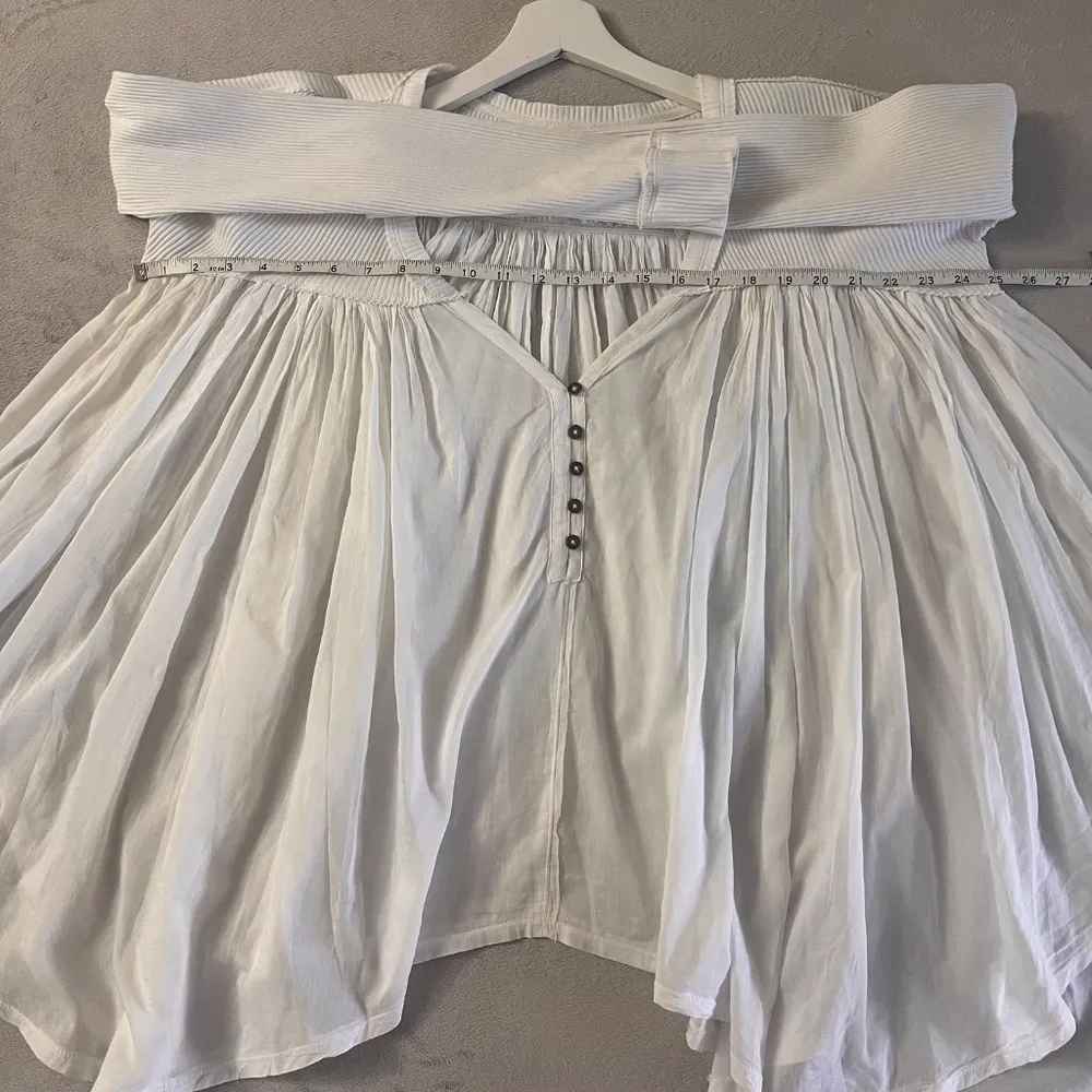 Free People Women's Lyrical Tunic Flowy Oversized Ivory/ White Top Blouse Sz XS - Image 11