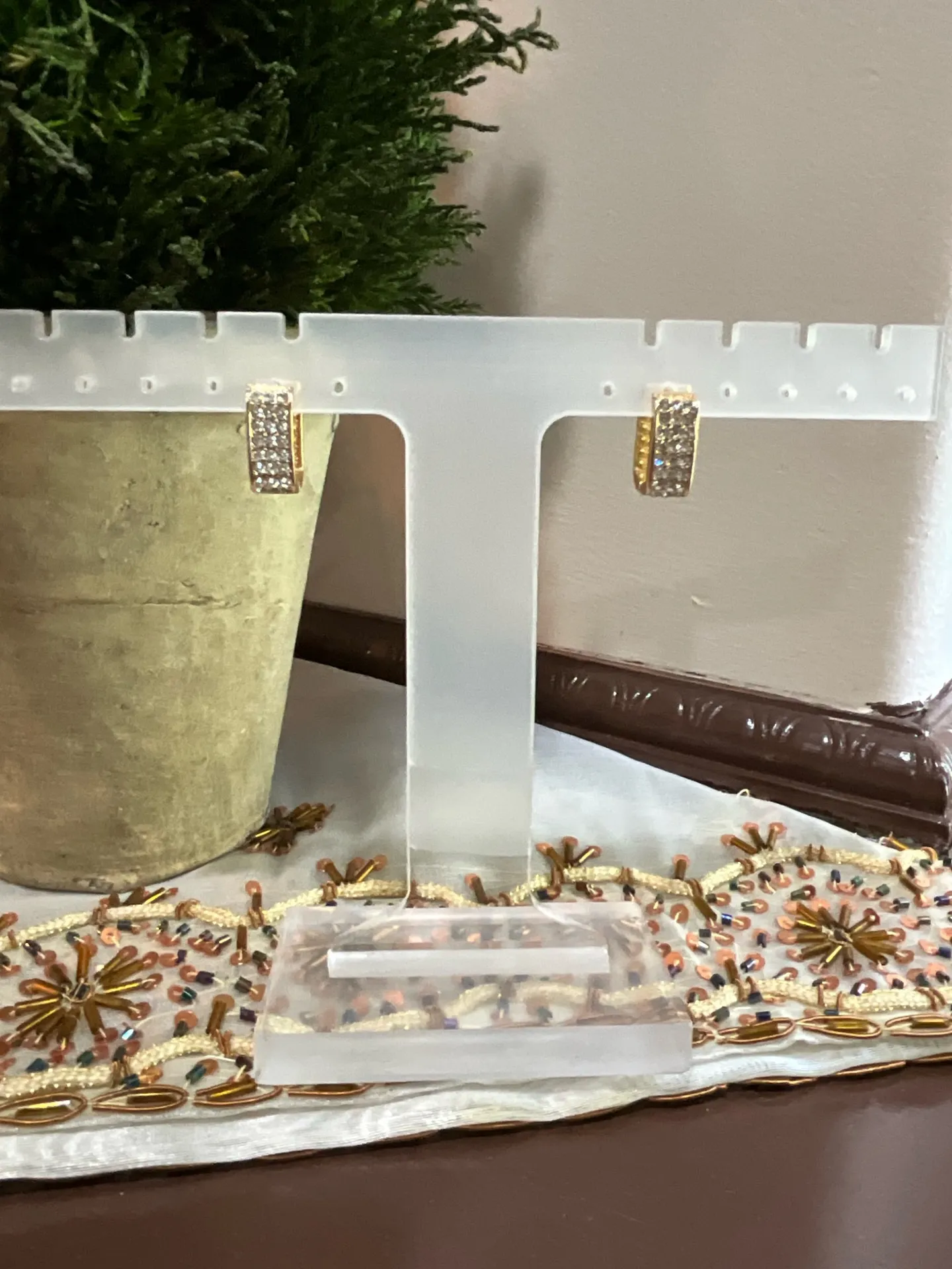 Gold glitter silver hoop earrings - Image 3